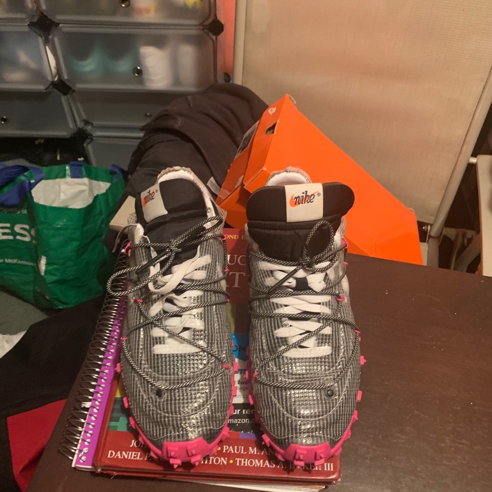 Off white nikes